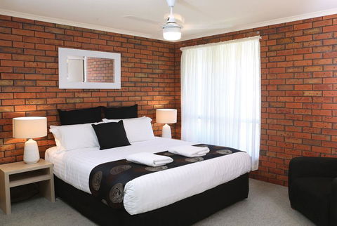 Jacaranda Holiday Units - Accommodation Nelson Bay 3