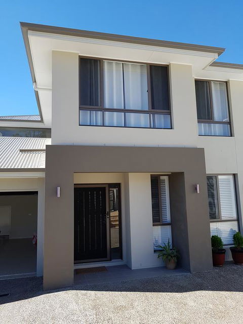 Jasper Place - Accommodation Nelson Bay 0