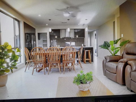 Jasper Place - Accommodation Nelson Bay 1
