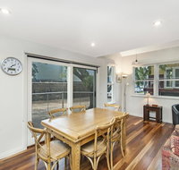 JOHANSSON'S PERCH COTTAGE - Accommodation Nelson Bay