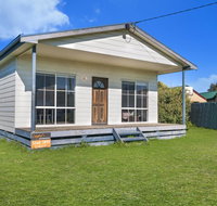 Julieanne - South beach home made for families - Accommodation Nelson Bay