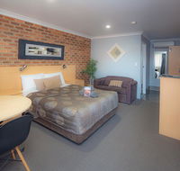 Jumbuck Motor Inn - Accommodation Nelson Bay