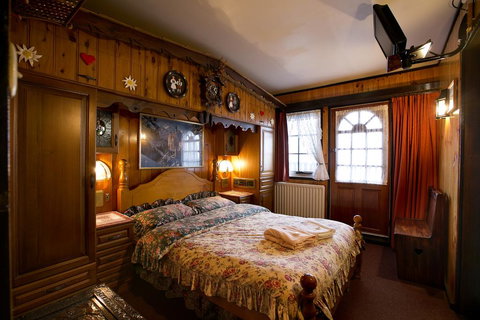 Karelia Alpine Lodge - Accommodation Nelson Bay 0