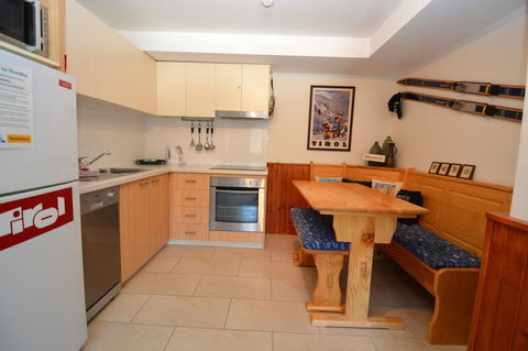 Karoonda 1 - Accommodation Nelson Bay 2