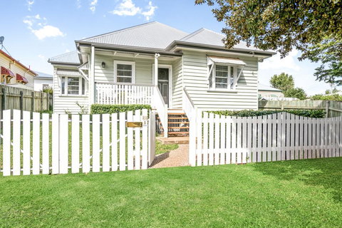 Keeler Cottage - Accommodation Nelson Bay 1