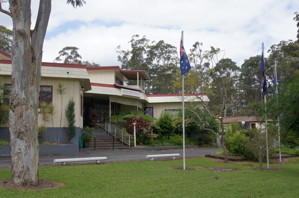 Gladstone ACT Nelsons Bay Accommodation