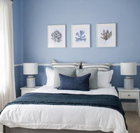 Kinross Cottage - Neat and Stylish Sleeps 9 - Accommodation Nelson Bay