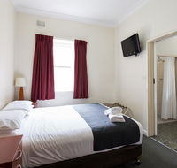 Knickerbocker Hotel - Accommodation Nelson Bay