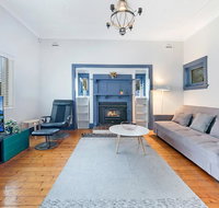 KOZYGURU ARNCLIFFE SYDNEY AIRPORT RENOVATED COTTAGE 3 BED HOUSE NAR232 - Accommodation Nelson Bay