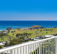 La Mer 19 Dulconghi Street - Nelsons Bay Accommodation