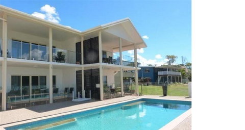 La Riviera - Accommodation Nelson Bay 0
