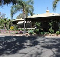 Lake Forbes Motel - Accommodation Nelson Bay