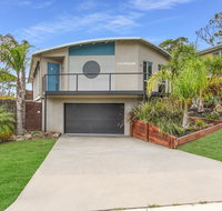 Lake House - Accommodation Nelson Bay