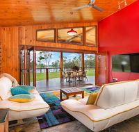 Lake Tinaroo Waterfrontage - Accommodation Nelson Bay