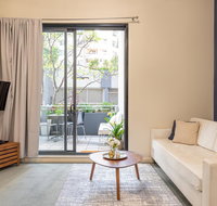 Large Apartment 2 Parking Spots and Pool - Accommodation Nelson Bay