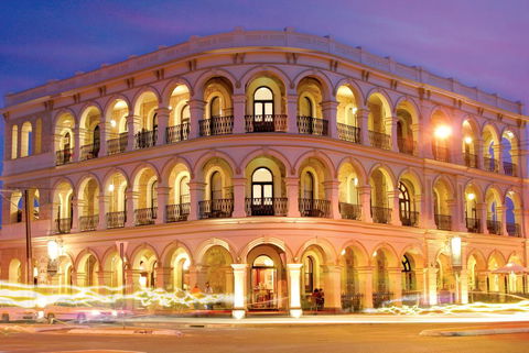 Largs Pier Hotel - Nelson Bay Accommodation.com 0