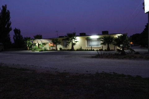 Lazy River Motor Inn - Accommodation Nelson Bay 0