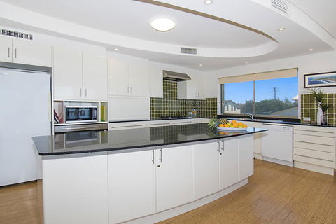 Lennox On The Beach Unit 2A - Lennox Head - Accommodation Nelson Bay 3