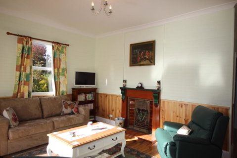 Lilac Cottage - Accommodation Nelson Bay 2