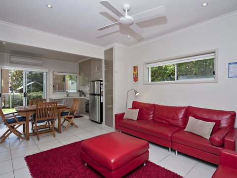 Lillian Street, 5, Unit 5, Florida - Accommodation Nelson Bay 1