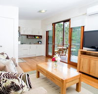 Lilypad Luxury Cabins - Accommodation Nelson Bay