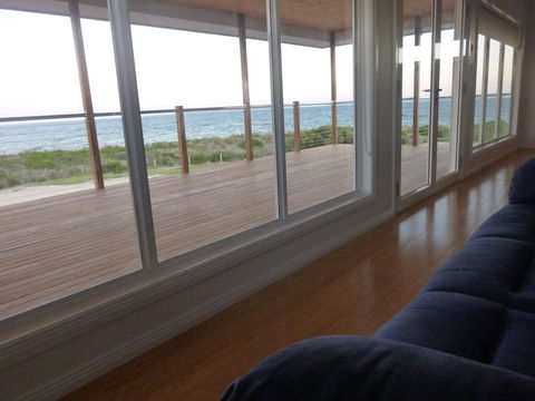 Lincoln View Holiday House - Accommodation Nelson Bay 2