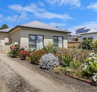 Linsdale - Accommodation Nelson Bay