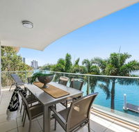 Luxury Waterfront Maroochydore Free Wine Netflix Parking - Accommodation Nelson Bay