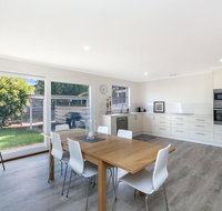 Lyons Cottage - a quaint Whalers Cottage in heart of Port Fairy - Accommodation Nelson Bay
