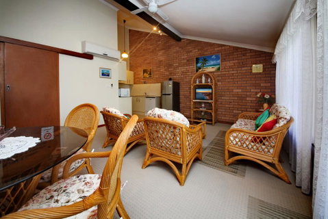Macadamia Court, Unit 2, 8 Government Road - Accommodation Nelson Bay 3