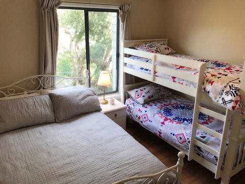 Magic Beach Cottage - Nelson Bay Accommodation.com 2