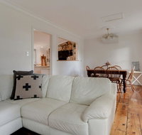 Magnetic Cottage circa 1850's - Accommodation Nelson Bay