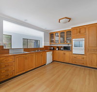 Malibu Holiday House 6 Dulconghi Street - Nelsons Bay Accommodation