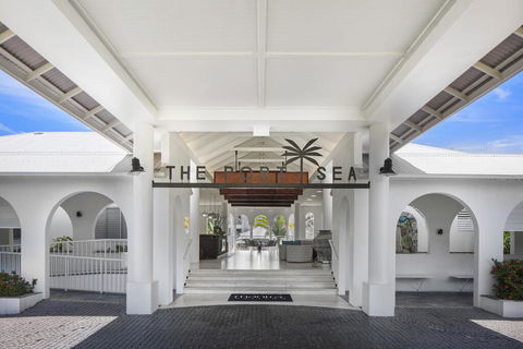 Mantra PortSea - Accommodation Nelson Bay 3