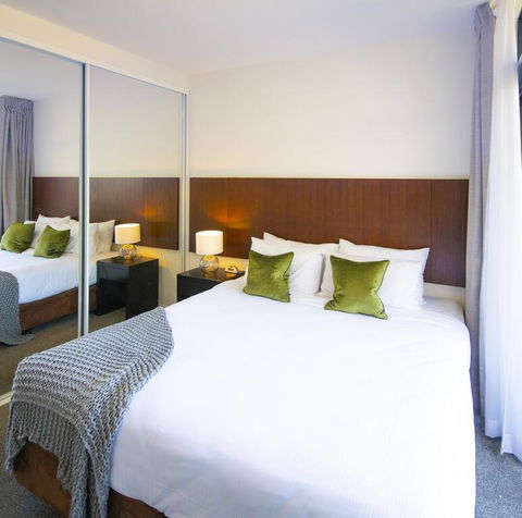 Mantra Wollongong - Accommodation Nelson Bay 1