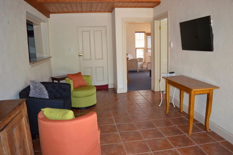 Marananga Cottages - Accommodation Nelson Bay 0