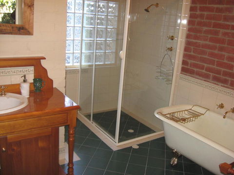 Marananga Cottages - Accommodation Nelson Bay 3