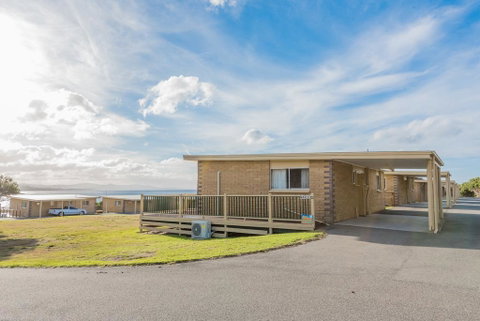 MARLO - Accommodation Nelson Bay 3