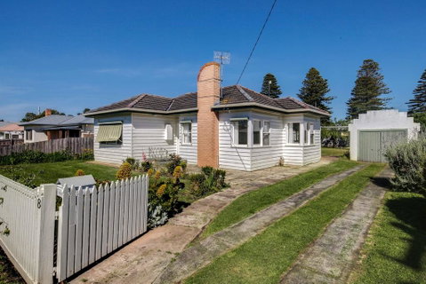 Mary Grant - Accommodation Nelson Bay 0