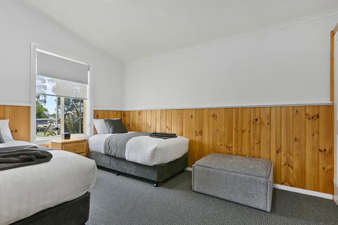 Masons Cottages - Accommodation Nelson Bay 2