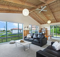 Matilda - 2 Crowe Street - Accommodation Nelson Bay
