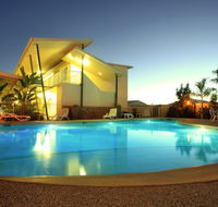Mayfair Motel - Accommodation Nelson Bay