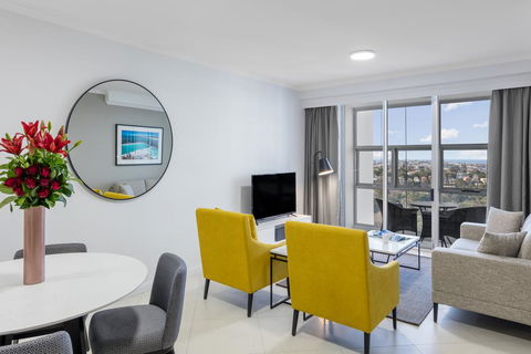 Meriton Suites Bondi Junction - Accommodation Nelson Bay 0
