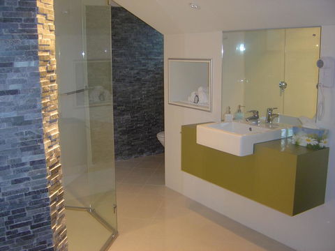 Merlot Verdelho Townhouses - Accommodation Nelson Bay 1