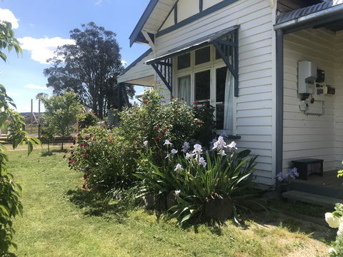 Merton Manor - Accommodation Nelson Bay 2
