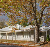 Mews Cottages - Accommodation Nelson Bay