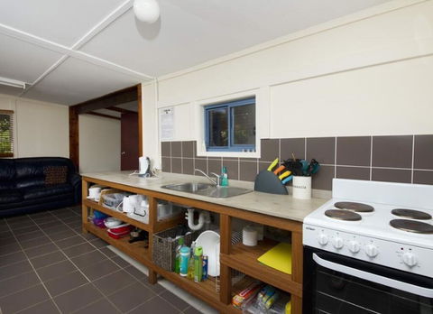 Mick's Beach Cottage - Seal Rocks Beachfront - Accommodation Nelson Bay 2