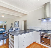 Miller's Cottage - Accommodation Nelson Bay