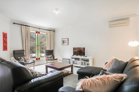 Minnehaha - Nelson Bay Accommodation.com 2