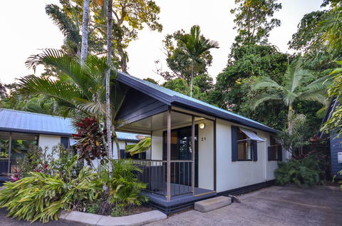 Mission Beach Hideaway Holiday Village - Accommodation Nelson Bay 2